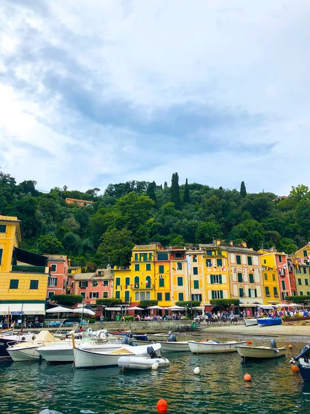 Festői Kilátás Jachtok Hajók Kikötve Kikötőben Portofino Olasz Riviérán Mediterrán — Stock Fotó