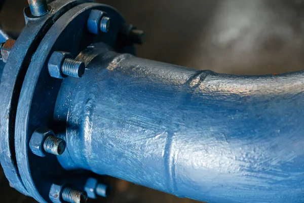 Connection of water , oil and gas pipes . Flange