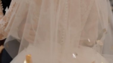 Gelin ve damat ilk düğün dansları