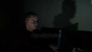 Pc oyun video oyunu genç adam