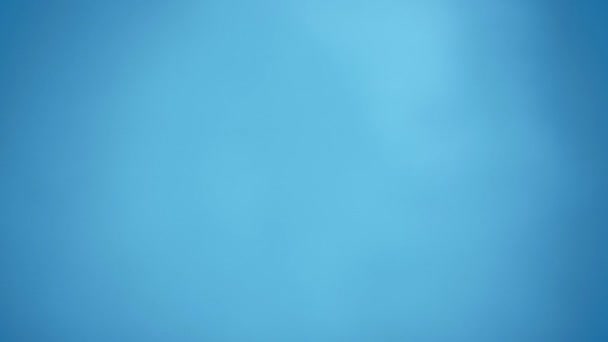 青い水とピントの背景 — ストック動画