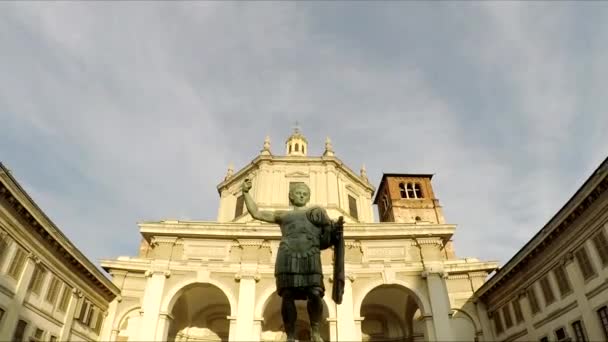 Milan. Olmetto Piazza Vetra. Colonne di San Lorenzo. — Αρχείο Βίντεο