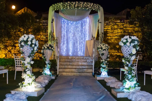 Еврейский хупа, свадебный путдор  . — стоковое фото