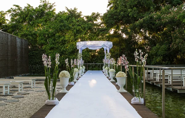 Hupa judeu, putdoor casamento  . — Fotografia de Stock