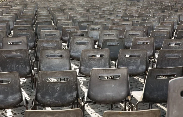 Rows of empty chairs. — Stock Photo, Image