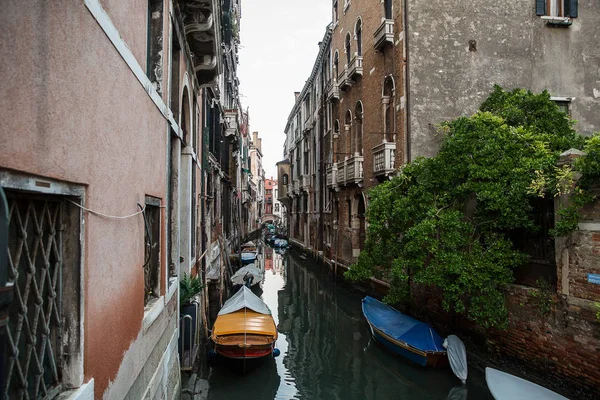 Hermoso canal de fotos de Venecia, Italia  . — Foto de Stock