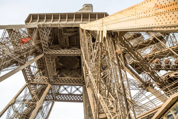 Vew Eiffeltornet Underifrån Paris Frankrike Stockbild