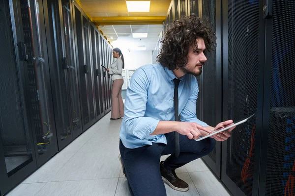 Young Technician Working Servers — Stock Photo, Image