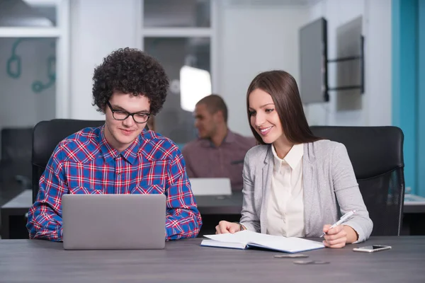 Portrait Startup Group Creative People Having Meeting Laptop Modern Office — Stock Photo, Image