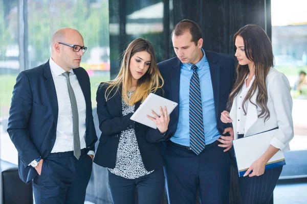 Equipo Negocios Corporativos Gerente Una Reunión Cerca — Foto de Stock