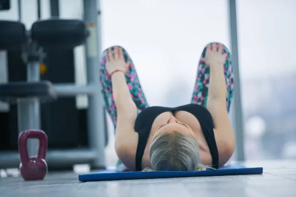 Kettlebell Training Modern Gym — Stock Photo, Image