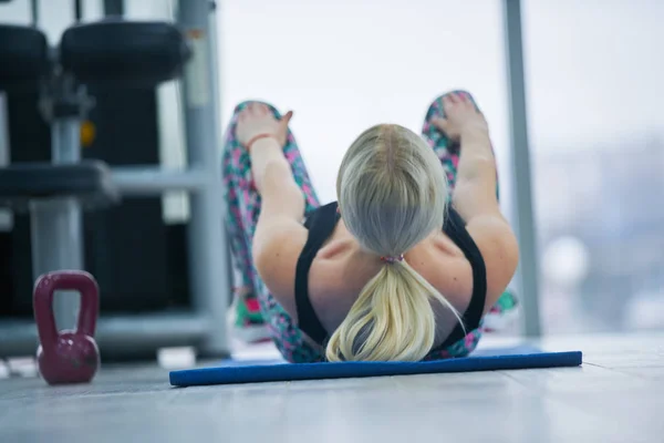 Kettlebell Training Modern Gym — Stock Photo, Image