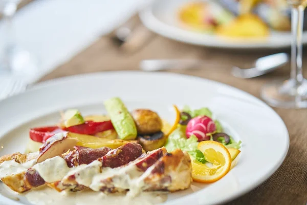 Comida Mista Moderno Restaurnat Conceito Férias — Fotografia de Stock