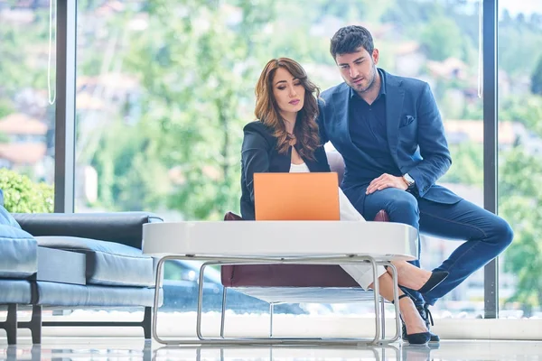 Corporate Business Team Manager Meeting Close — Stock Photo, Image