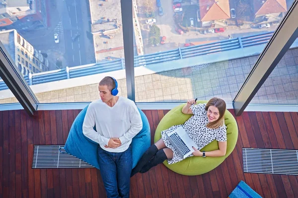 Nystartade Företag Grupp Som Arbetar Vardagsjobb Moderna Kontor — Stockfoto