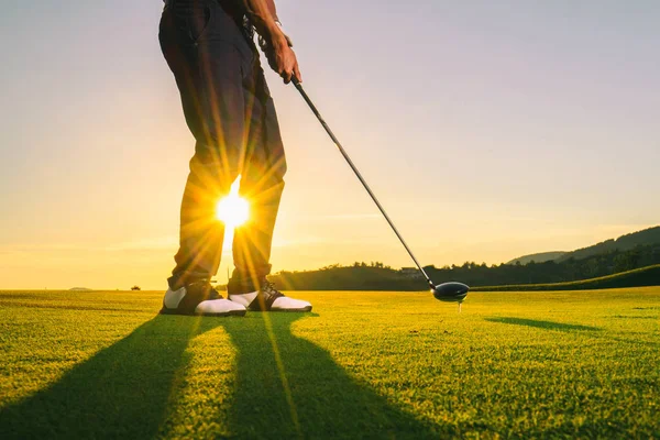 Homem Jogando Golfe Verão — Fotografia de Stock