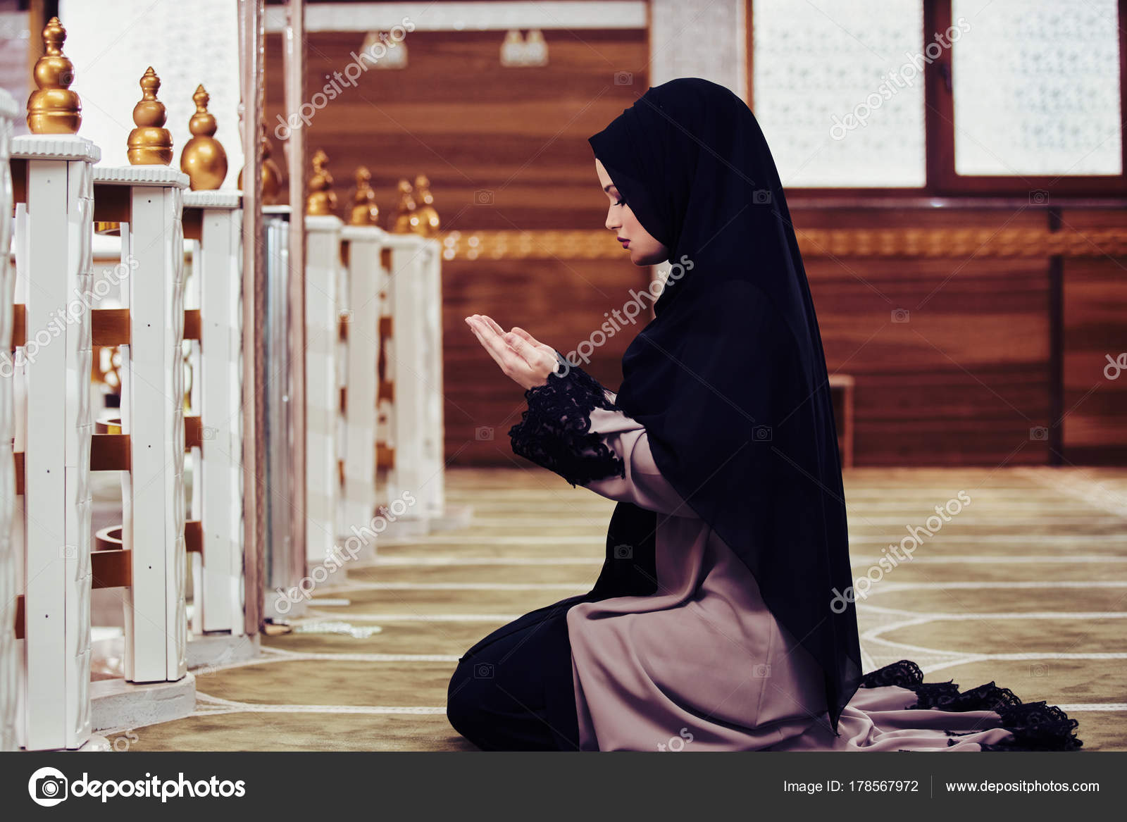 Young Muslim Woman Praying Mosque — Stock Photo ...