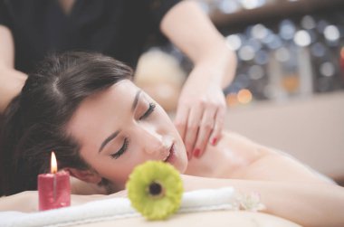 Boş zaman. Kaplıca salonundaki kadın.