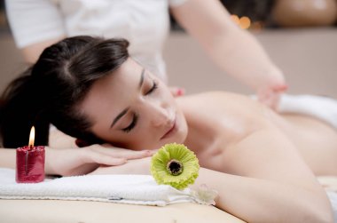 Boş zaman. Kaplıca salonundaki kadın.