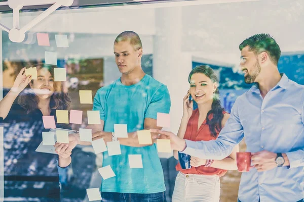 Negocio Puesta Marcha Planificación Gestión Concepto Personas Feliz Equipo Creativo — Foto de Stock