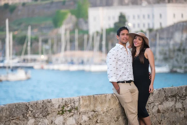 Pareja Turistas Enamorados — Foto de Stock