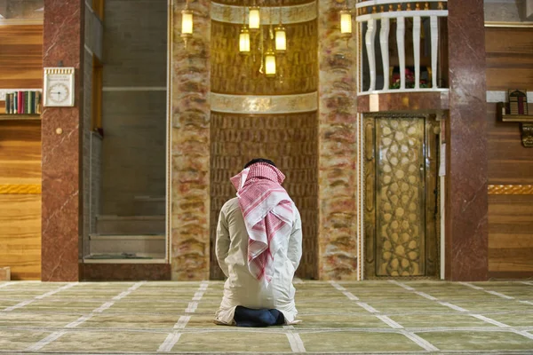 Religious Muslim Man Praying Mosque — Stock Photo, Image