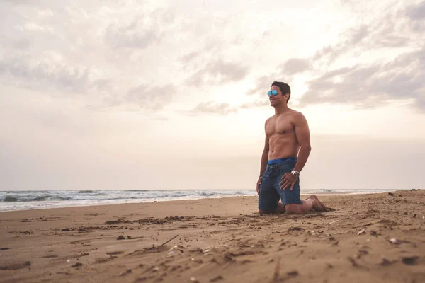 Jovem Praia — Fotografia de Stock