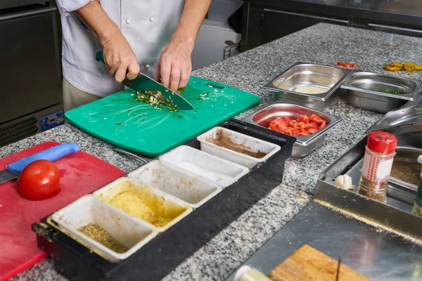 Chef Sprinkling Spices Dish Commercial Kitchen — Stock Photo, Image