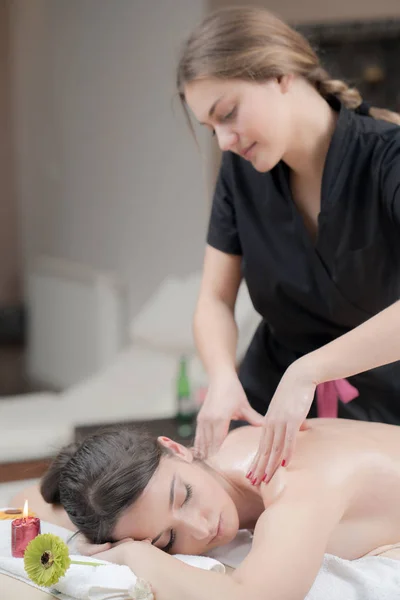 Tempo Libero Donna Nel Salone Spa — Foto Stock