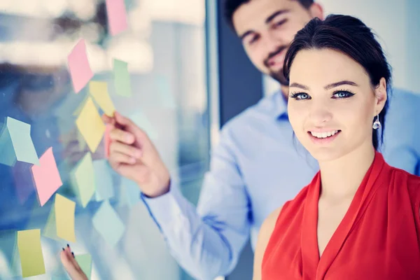 Negocio Puesta Marcha Planificación Gestión Concepto Personas Feliz Equipo Creativo — Foto de Stock