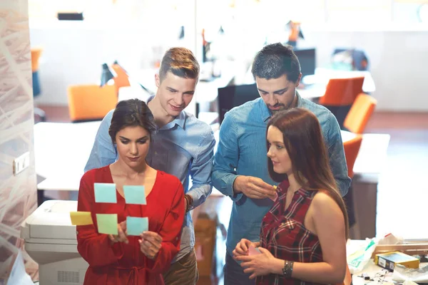 Negocio Puesta Marcha Planificación Gestión Concepto Personas Feliz Equipo Creativo — Foto de Stock