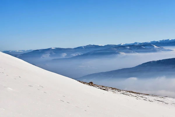 Alpler Üzerinden Titlis Tepe — Stok fotoğraf