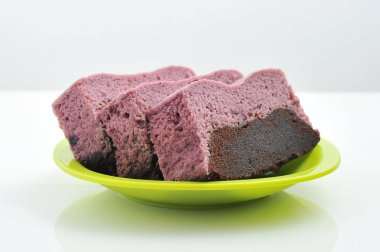 Lezzetli yabanmersinli kekler.. 