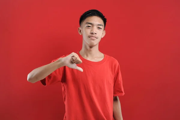 Homem Asiático Com Uma Pancada Para Baixo Desapontado Jovem Cantar — Fotografia de Stock