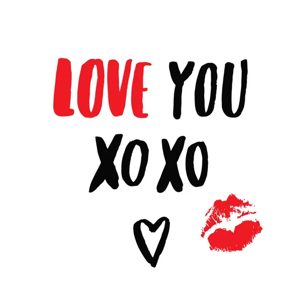 Vektor kártya kézzel rajzolt elemek: felirat "szeretlek", csók (Impresszum rúzs), fekete szív. — Stock Vector