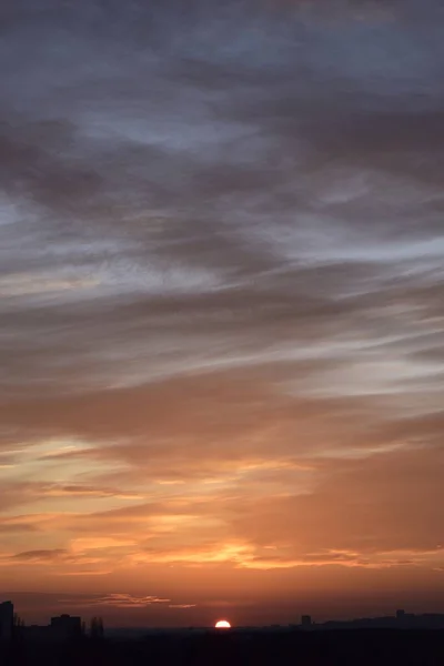 Lucht Helder Blauw Oranje Gele Kleuren Zonsondergang Dramatische Zonsondergang Hemel — Stockfoto