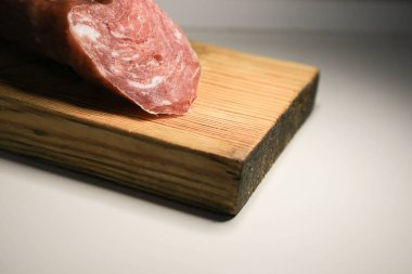 sosis ahşap oyun tahtası