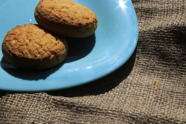 Mavi tabakta kurabiyeler