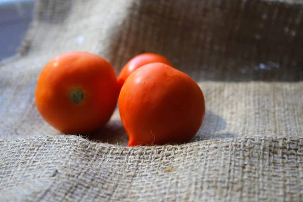 Tomates Pedaço Pano — Fotografia de Stock