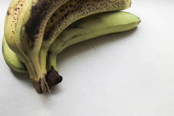 Bananas Velhas Uma Mesa Pedra — Fotografia de Stock