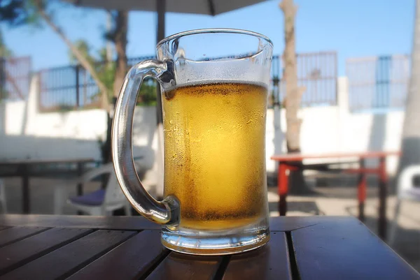 Glas Licht Bier Een Zomerpub — Stockfoto