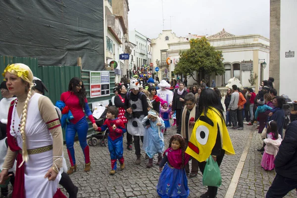 Моншике Алгарве Португалия Около Февраля 2018 Года Люди Одетые Карнавальные — стоковое фото