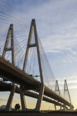 St. Petersburg, askılı köprüden Neva şafak