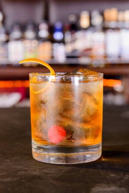 Portakal ve diğer yaz meyve taze kokteyl meyve suyu