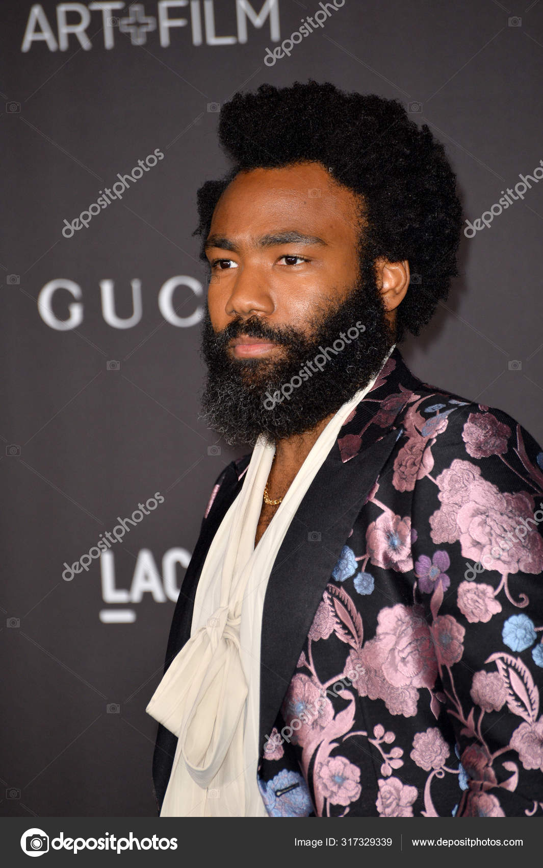 ドナルド グラバー写真素材 ロイヤリティフリードナルド グラバー画像 Depositphotos ドナルド グラバー写真素材 ロイヤリティフリードナルド グラバー画像 Depositphotos