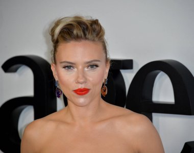 Scarlett Johansson clipart