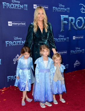 Molly Sims, Brooks Alan Stuber, Grey Douglas Stuber ve Scarlett May Stuber