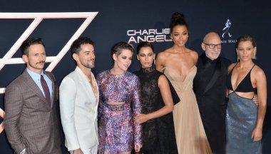 Jonathan Tucker, Luis Gerardo Mendez, Kristen Stewart, Naomi Scott, Ella Balinska, Patrick Stewart & Elizabeth Banks