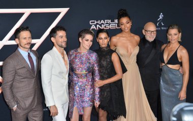 Jonathan Tucker, Luis Gerardo Mendez, Kristen Stewart, Naomi Scott, Ella Balinska, Patrick Stewart & Elizabeth Banks