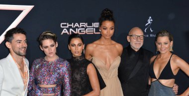 Jonathan Tucker, Luis Gerardo Mendez, Kristen Stewart, Naomi Scott, Ella Balinska, Patrick Stewart & Elizabeth Banks